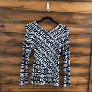 BCBGMAXAZRIA Women's Hilary Long Sleeve Lace Top